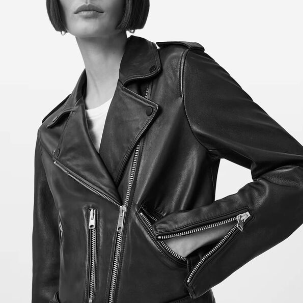 Read the Womens Leather Size Guide