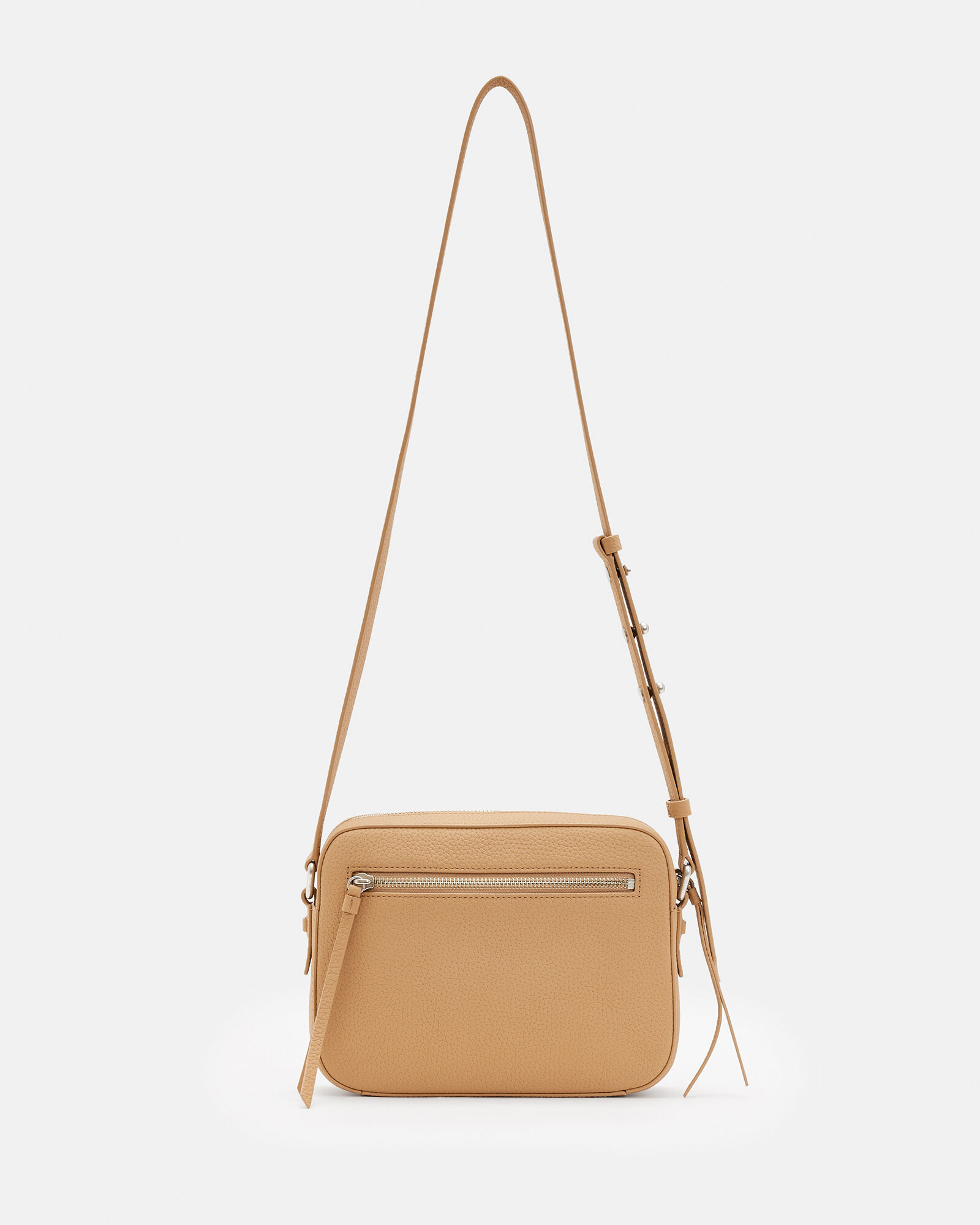 Loving the lunch box shaped bags but not loving this price. Any similar shaped  bags under $500(USD)? : r/handbags