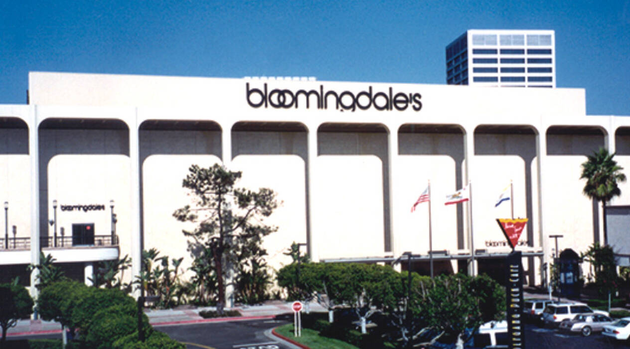 Bloomingdale's Newport Beach, Newport Beach, USA